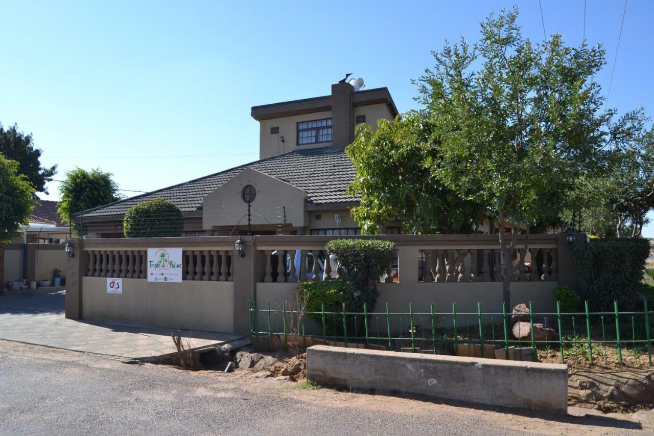 Bed and Breakfast Triple Palms Bed&Breakfast Gaborone Exterior foto